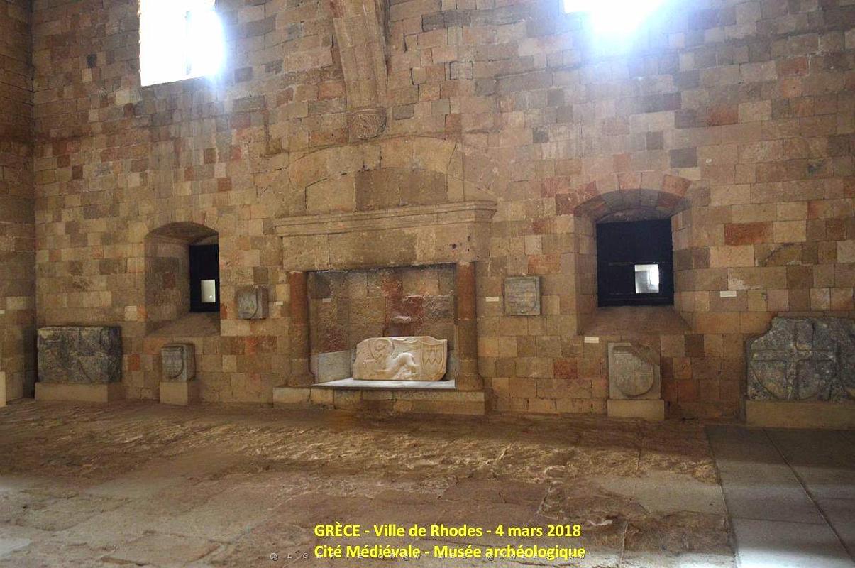 074- Musee archeologique Rhodes.JPG